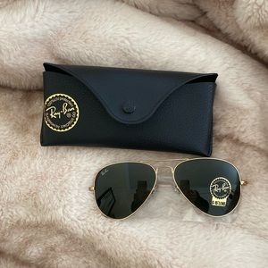 Ray-Ban: Gold/Green Aviator Classic